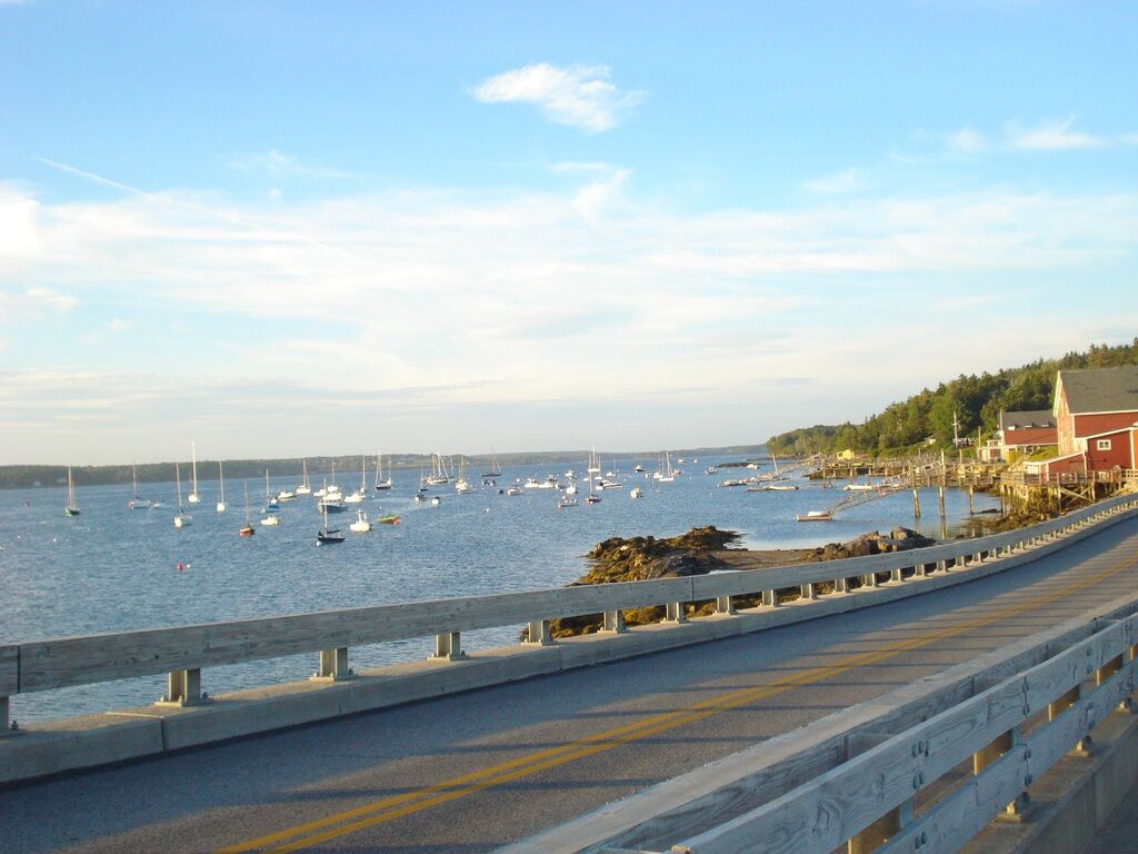 Route 24 on Bailey Island with view of the water and fishing boats
